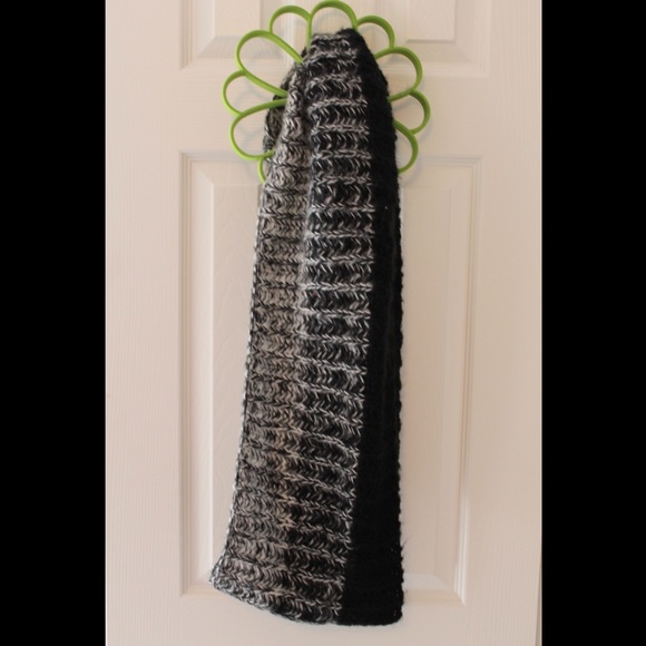 Nordstrom Infinity Scarf - Picture 3 of 3